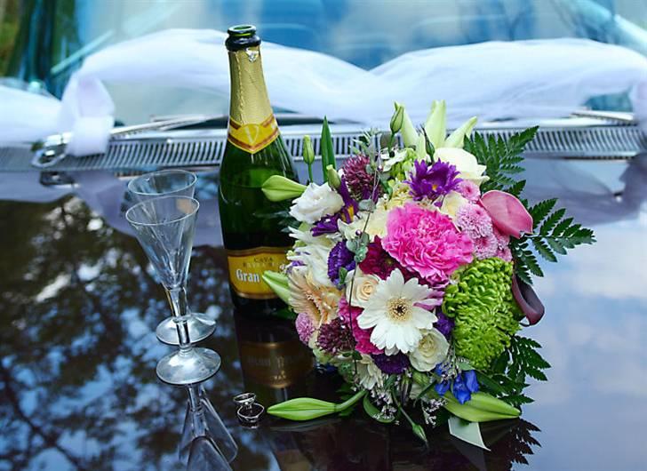 Bryllupsbilleder - Der var llidt champagne vi kunne slukke tørsten med på turen :) billede 19