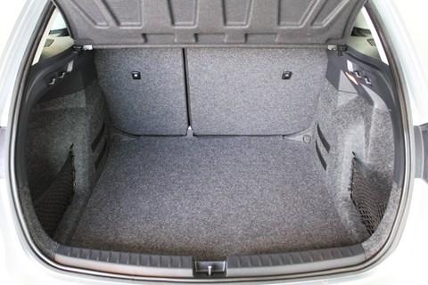 Hunde i bagagerummet