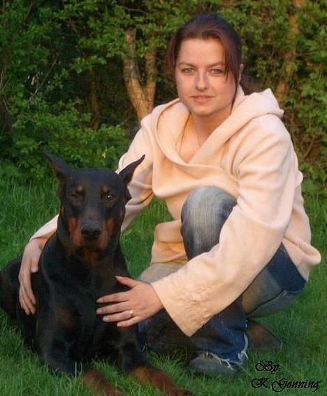 Dobermann Genning's Chavez R.I.P. - Thor og mig ;o) billede 5