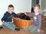 Labrador retriever Tilde - Min nevø magnus og Niece kirstine marie og tilde.. :D