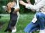 Beagle Maggie - tricks: "kaninstillingen" 