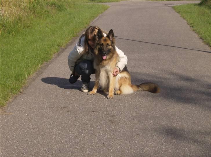 Schæferhund Zita <3 - Zita og jeg :) billede 19