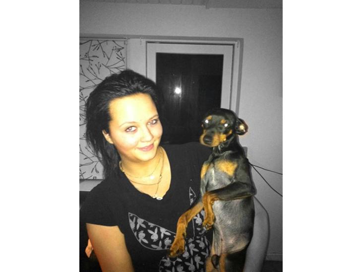 {{currentPhoto.altText}} billede {{currentPhoto.number}}