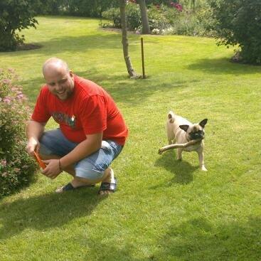 Blanding af racer Ludvig - Ludvig hygger bare der er en pind :-) billede 12