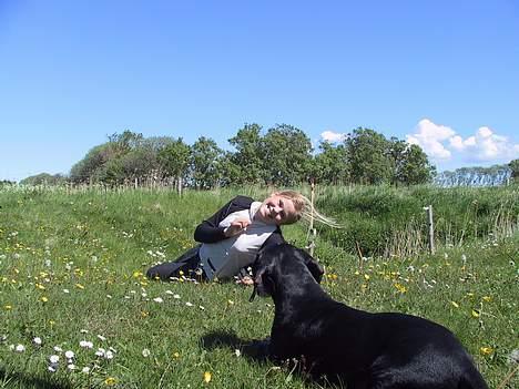 Gravhund Long John +DØD+ - John og mig på engen i 2002 billede 16