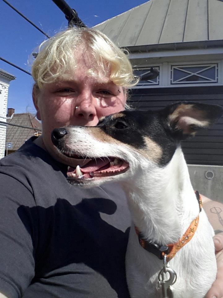 Blanding af racer Mischa - Mischa og jeg nyder vejret ved havnen. <3  billede 10