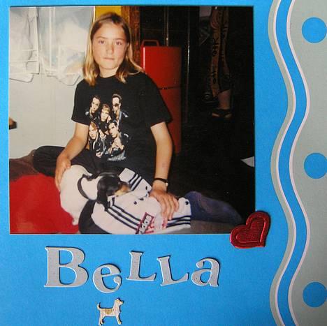Dansk svensk gaardhund Bella *Himmelhund* - Fra min bella-scrapbog. Her sidder jeg med Bella dagen efter vi har fået hende. Der var jeg kun 12 år gammel. billede 13