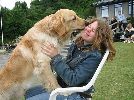 Hovawart Balder - Balder og mig på DcH ungdomslejr billede 18