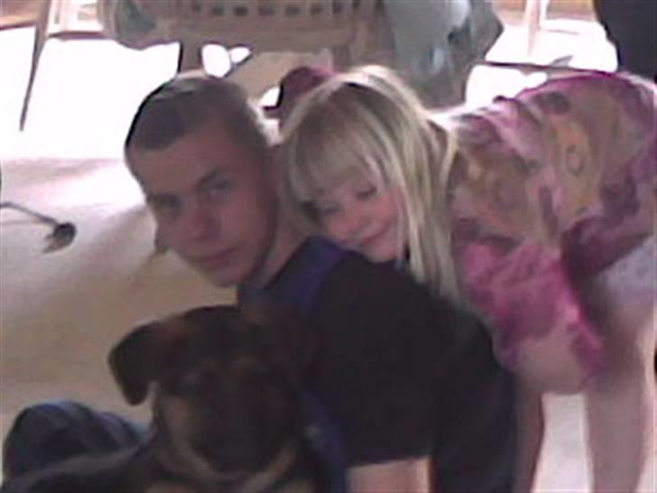 Schæferhund Rex (Enzo) - Mine nye "søskende og mig efter en slåskamp med min "bror" billede 5