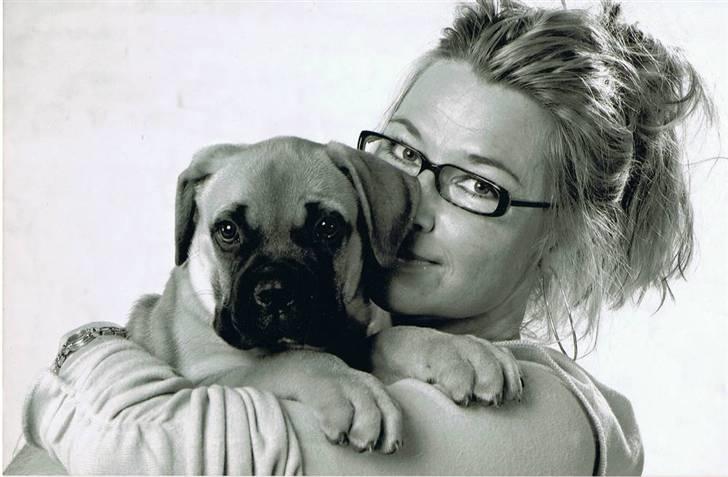 Bullmastiff Zakaa - Mor og mig billede 5