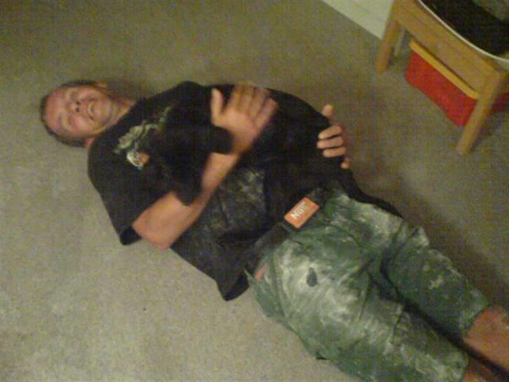 Blanding af racer Chevy56 - hygger på fars mave billede 4