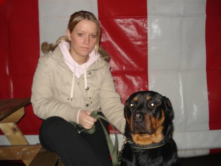 Rottweiler Troya - mig og min mor.. <3 billede 19
