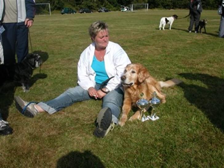 Golden retriever Cæsar 19/11-08 R.i.P - Jago og mig billede 4