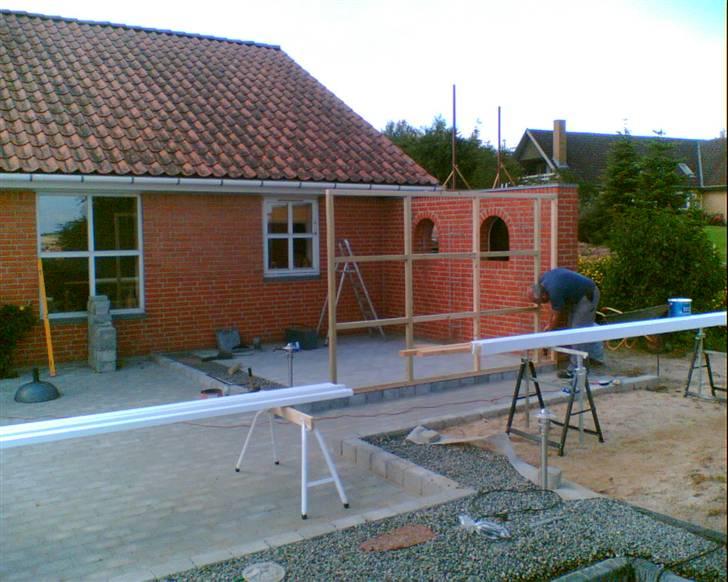 Bygning af kattegård ! billede 1