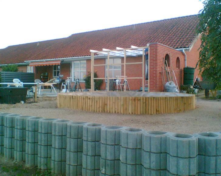 Bygning af kattegård ! billede 6