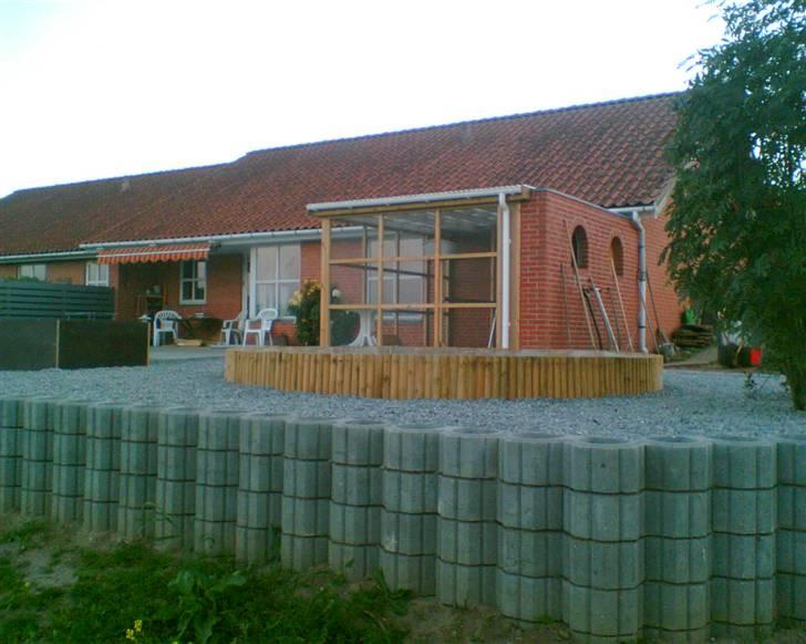 Bygning af kattegård ! billede 21