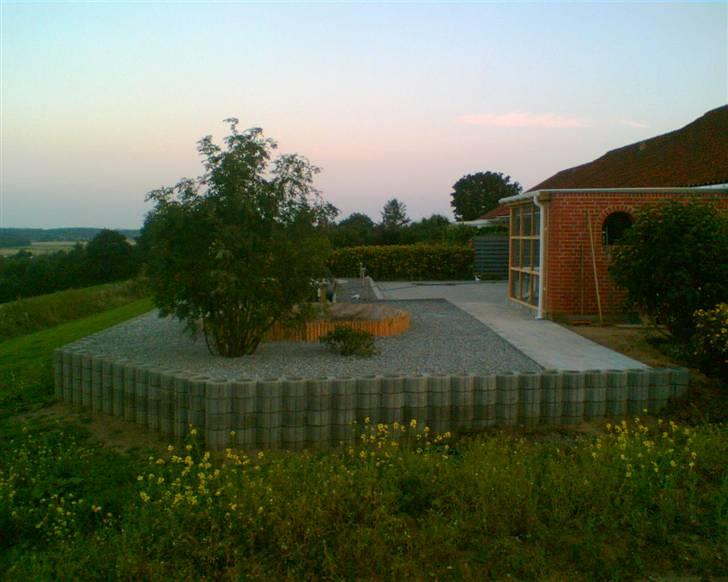 Bygning af kattegård ! - Haven er også lavet helt om.. billede 23