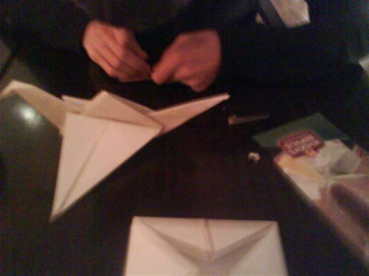 Kreativ - Mens vi ventede på maden zzz sad på jensens i 4 ½ time .... billede 11