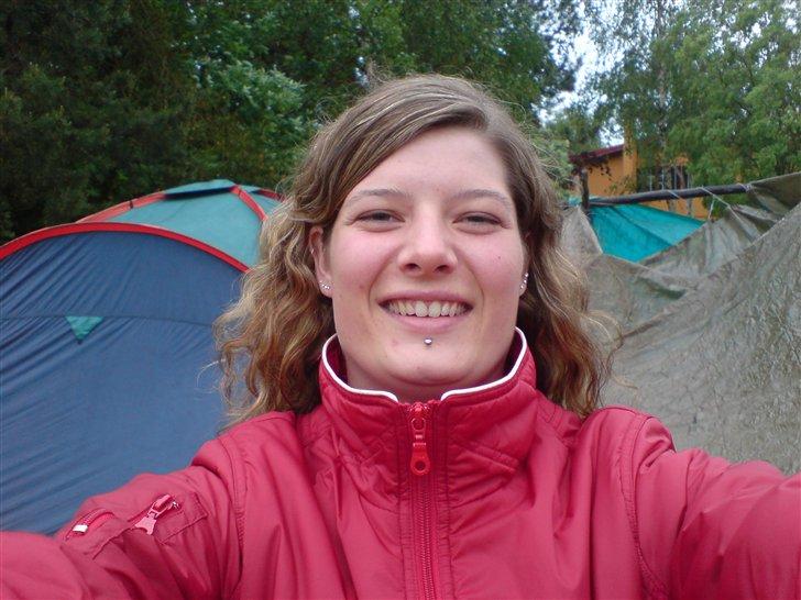 PINSE!!!!! - Mig: Kamilla Krejbjerg aka Don K og 16 kg lettere end for 6 mdr siden ;-) hi hi hi hi hi billede 15