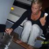 Mette R