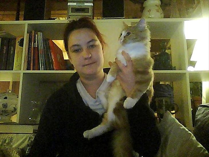 {{currentPhoto.altText}} billede {{currentPhoto.number}}