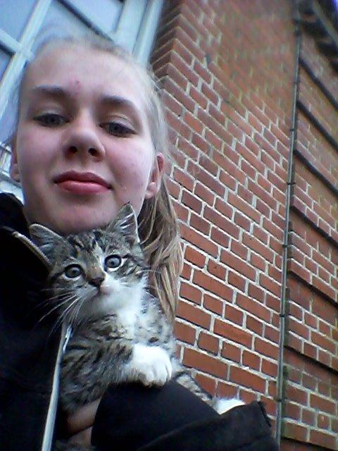 Huskat Mille - Selfie med Mille billede 3