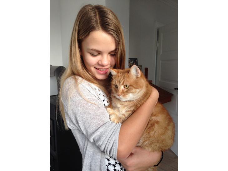 {{currentPhoto.altText}} billede {{currentPhoto.number}}