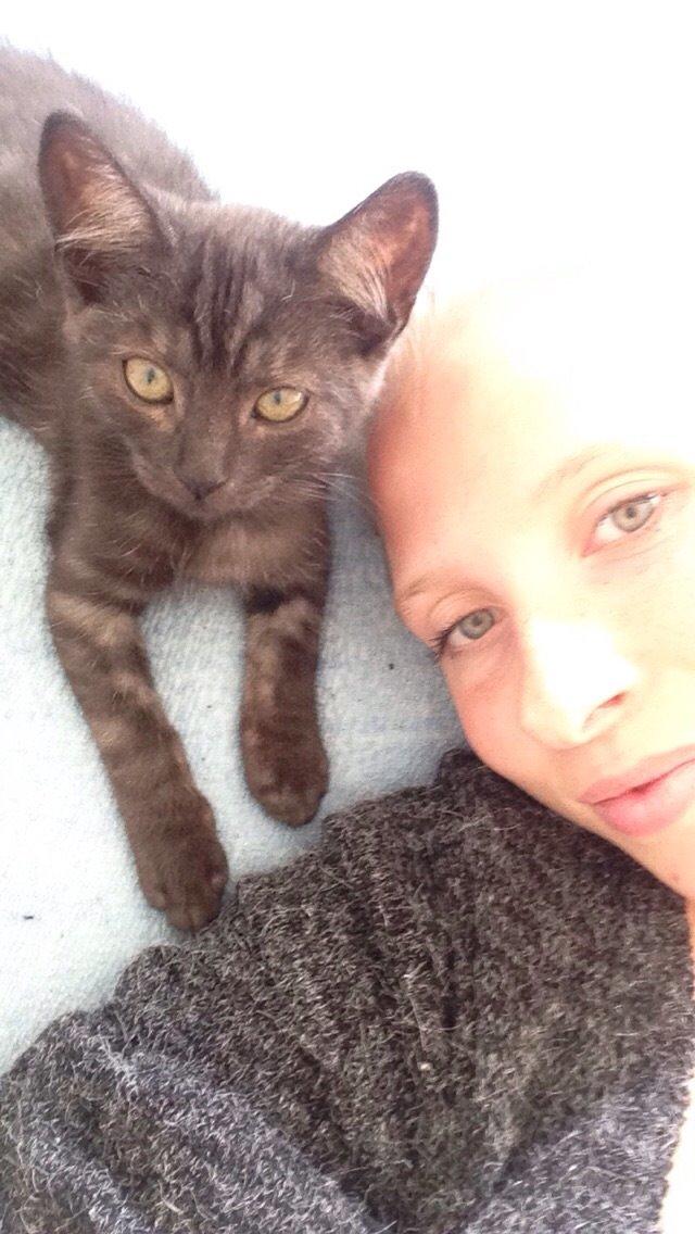 Huskat Luna <3 - et til selfie af Luna og jeg billede 12