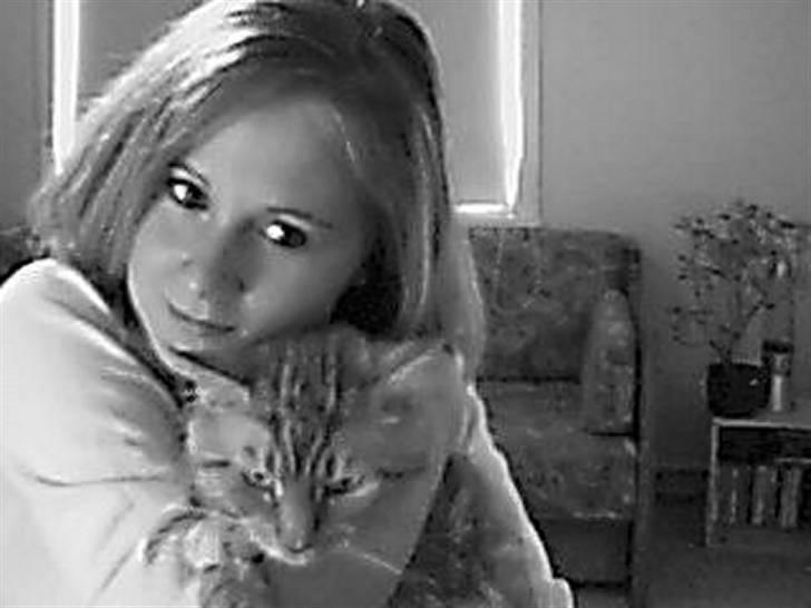 Maine Coon Mickey -  Mig og Mickey! billedet er taget et par dage før den blev kørt over :´( billede 8