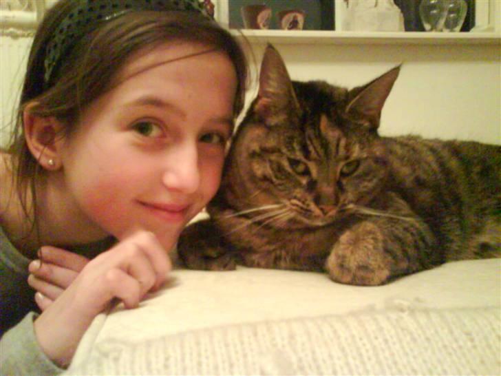 Huskat Fiona/Bettemis :D - mig og Bittemis billede 13