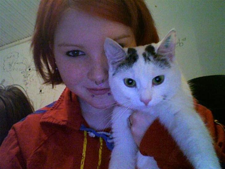 {{currentPhoto.altText}} billede {{currentPhoto.number}}