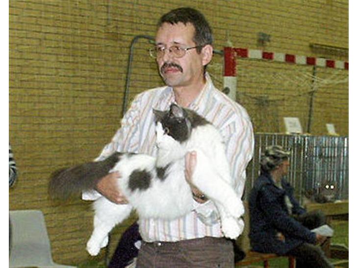 {{currentPhoto.altText}} billede {{currentPhoto.number}}