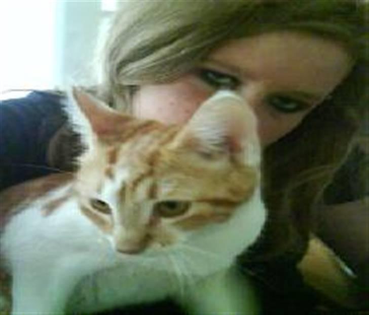 Huskat Sesce HKV(solgt)': - Mig&&Sesce ;) billede 1