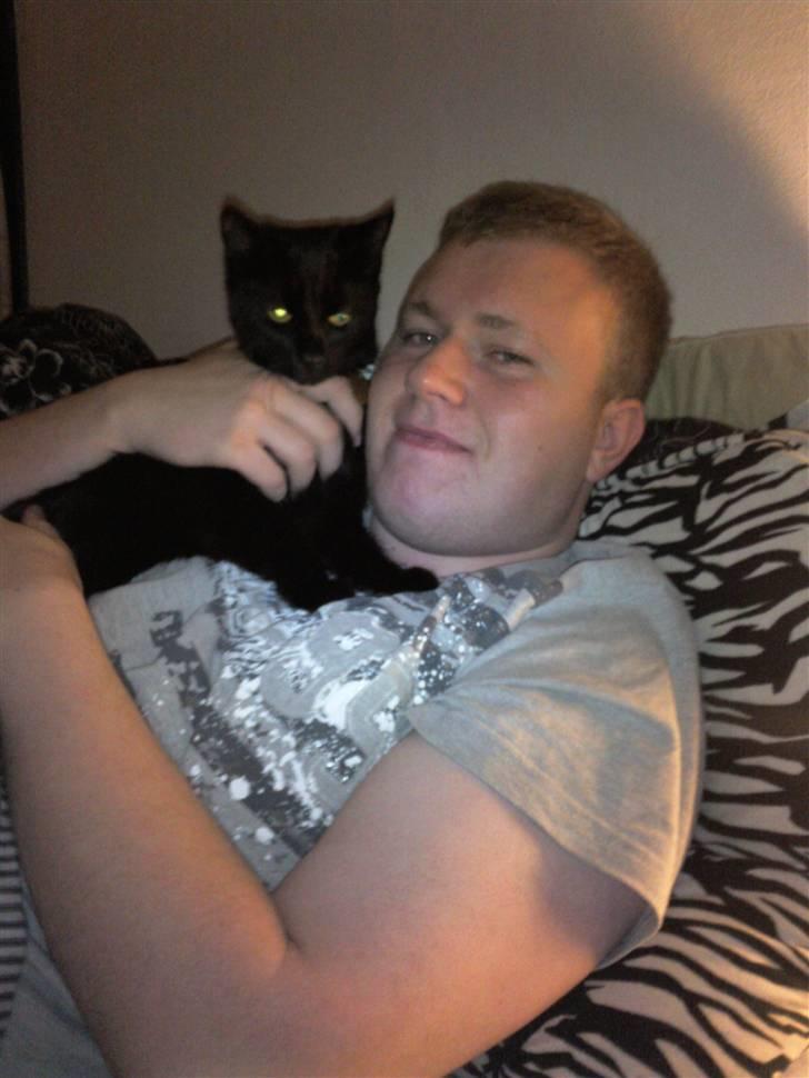 Huskat Laban (død 21.4.2010) - Laban og Far (8 mdr gammel) billede 5