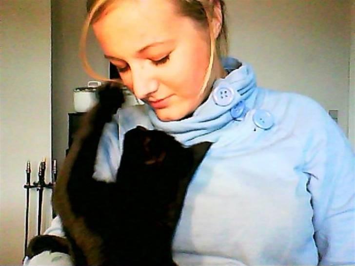 Huskat Frida - webcam billede . love, love love billede 14