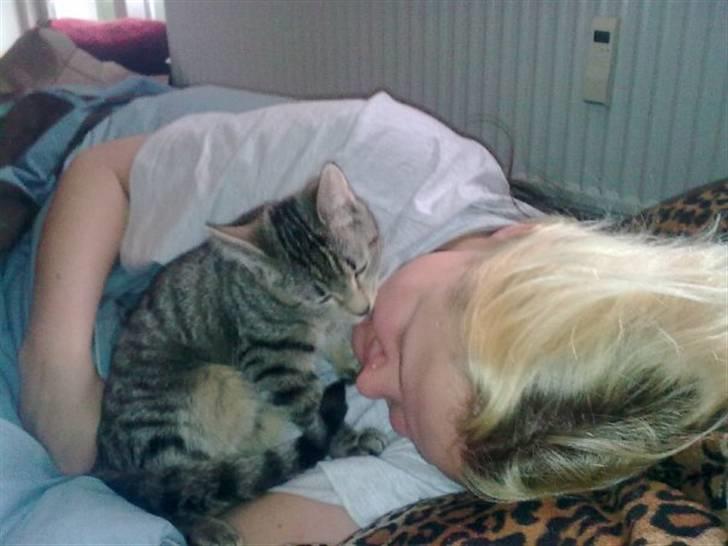 Huskat Psygo - Putter med mor, far hade ik tid billede 8