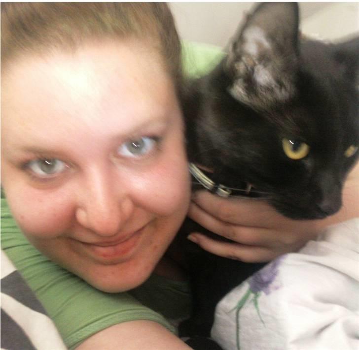 Huskat Laban (død 21.4.2010) - Laban og mor. taget dagen før han døde.  billede 10