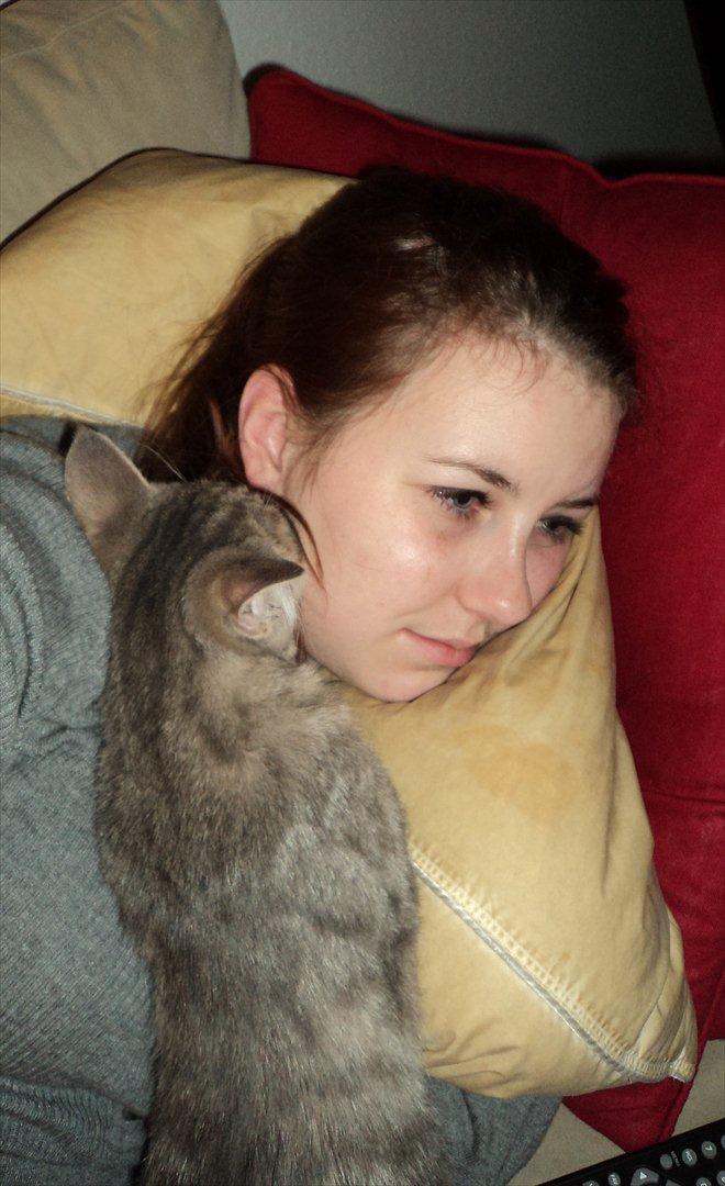 Huskat Smokey Sultan - Min mors hår er bare det bedste!  billede 13