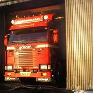 Firmaets 143m v8 400hk