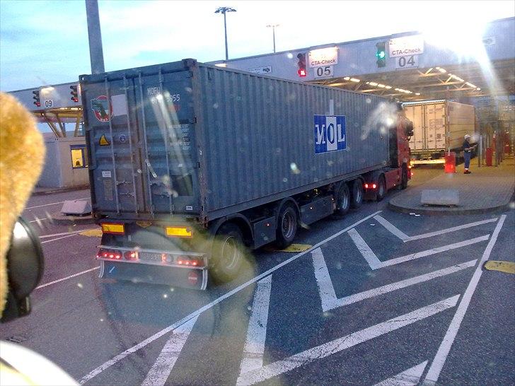 Oprydning på tlf. 1 - Spøjs trailer set i frihavnen i Hamborg... hva mon den er bygget til? billede 24