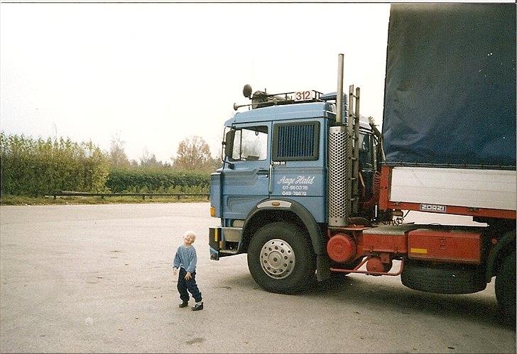 Iveco Turbo Cowboy og trailer billede 2