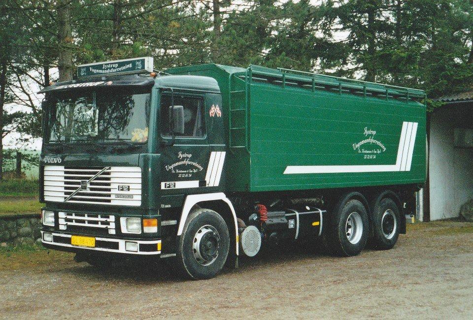 Jystrup Vognmandsforretning v/ Svend Kristiansen & Søn - Gl Vogn 3. Volvo F12 400 m/ Hejs og overførselshænger, årgang 1992. (Gl KFK-bil) billede 35