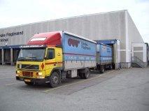Min tidligere biler - N.E- Hovesen & Søn. Assentoft. CY79370-HT6848. Volvo FM7 290. Min bedste fragtbil ever. Åargang 1998 (Første FM der kom til Volvo Randers) Billede taget ved Danske Fragtmænd i Aalborg. billede 9