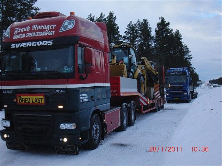 Mit varierende job - Første tur til Arjeplogh, Sverige.
2 x CAT maskiner. billede 7