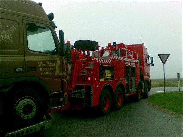 Den gamle lastbil - sådan kommer det til at se ud når der har været diesel tyve på spil :-( billede 5