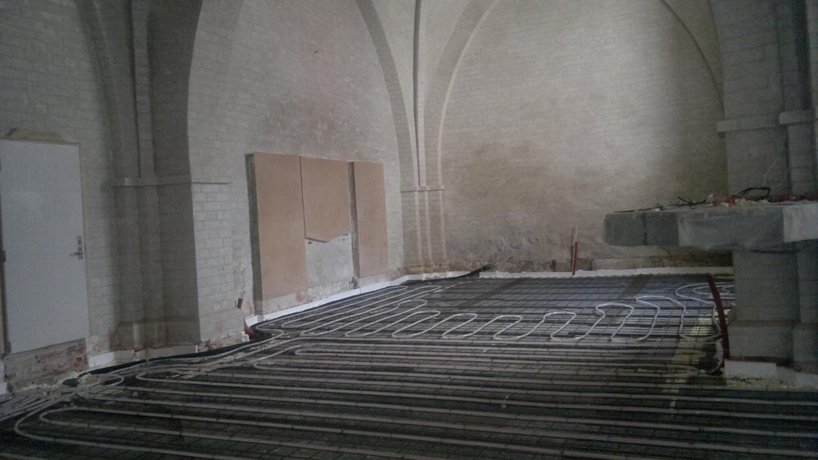 Lemvig Beton - Nyt gulv i Lemvig kirke billede 12