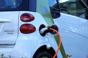 Hvis din bil kører på el, så find billige elpriser