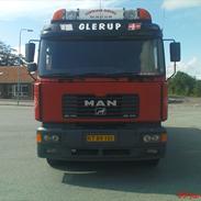 MAN F2000