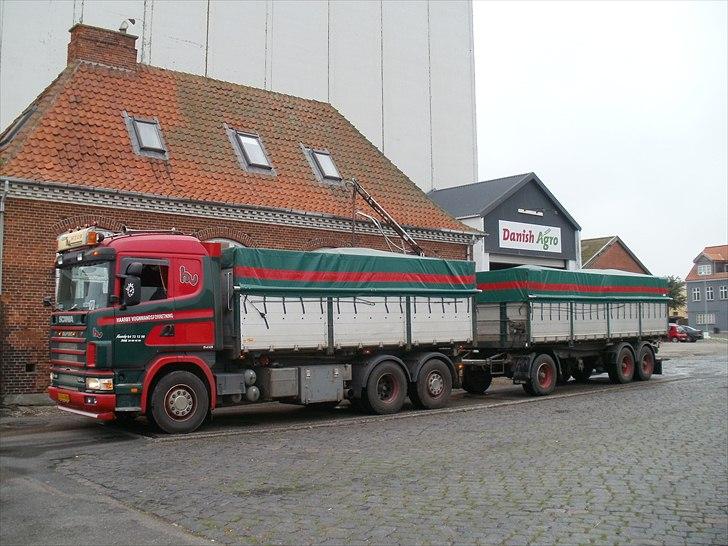 Scania 164L - Læsset i Rudkøbing og klar til afgang. billede 9