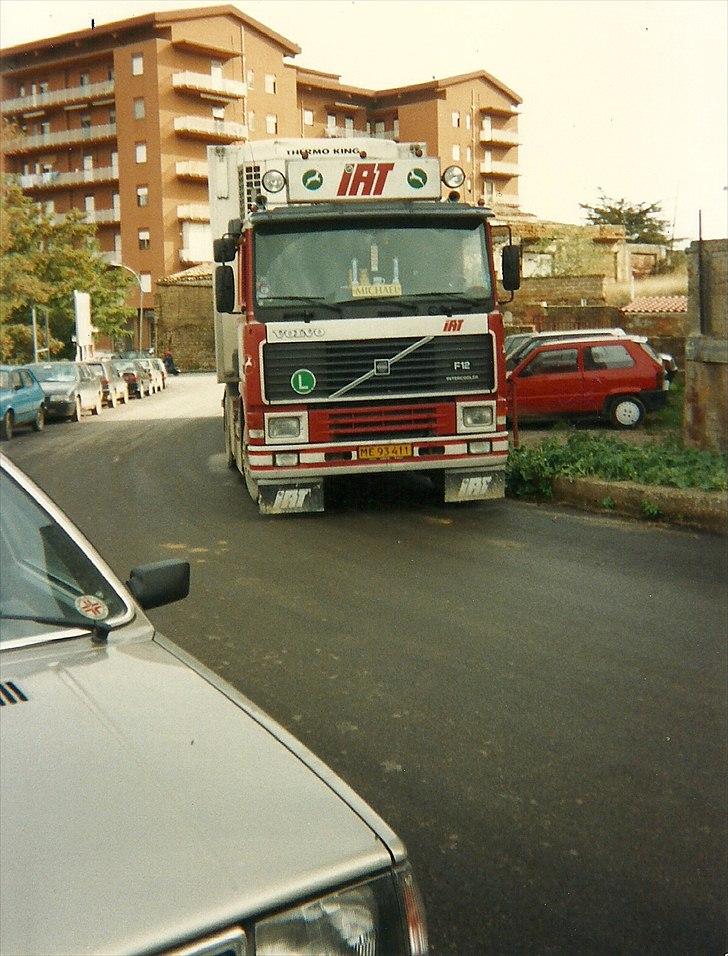 Volvo F12-400 billede 2